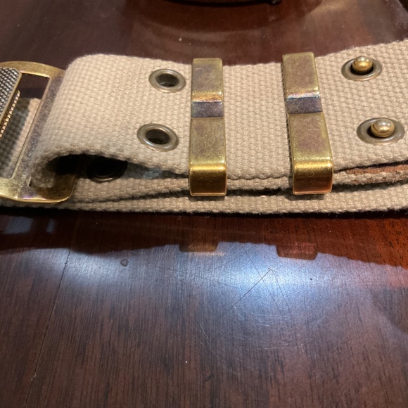 Burberry  Beige Canvas Eyelet Belt 30”/75cm - Picture 12 of 15